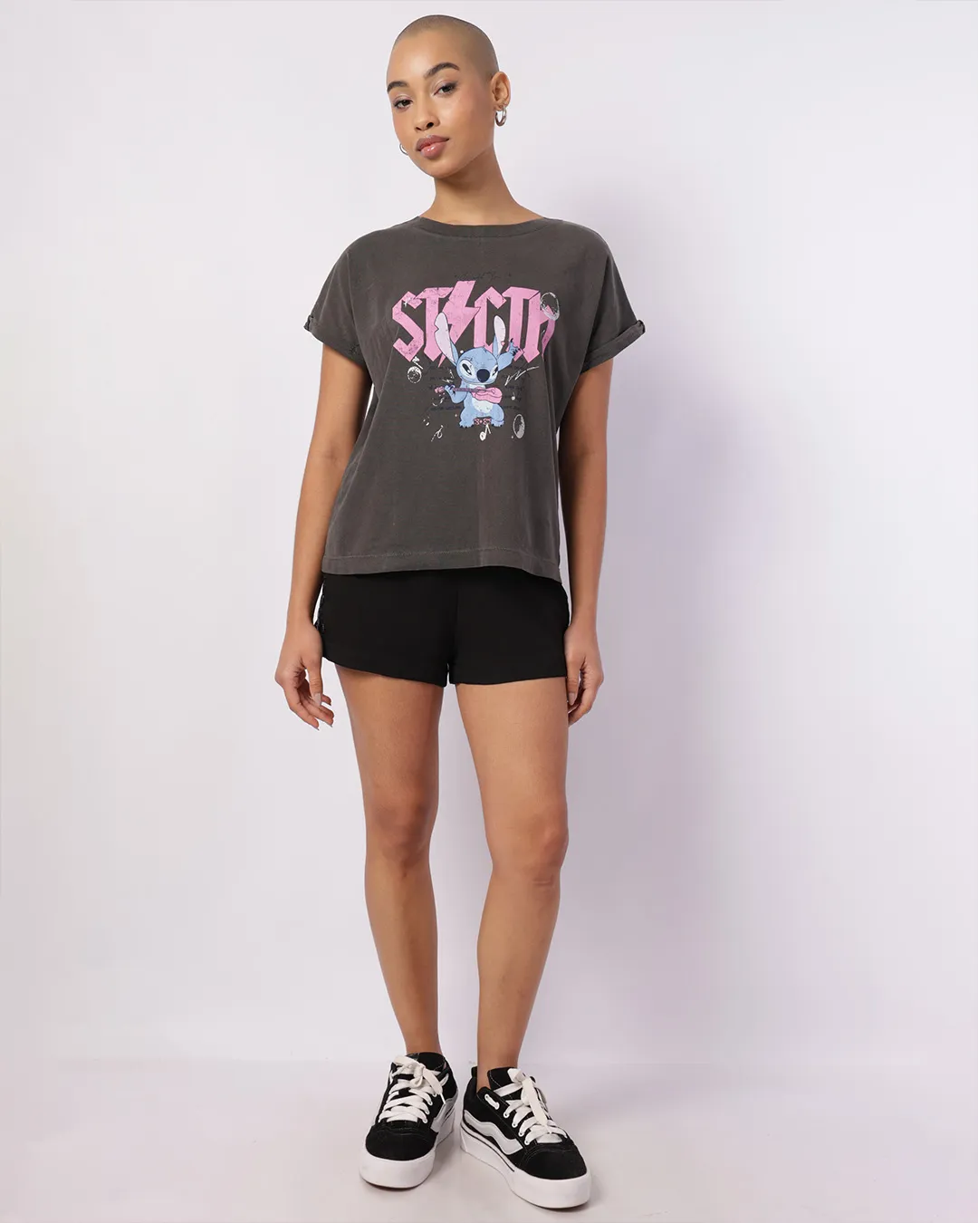Short Feminino Curto com Paetê Preto