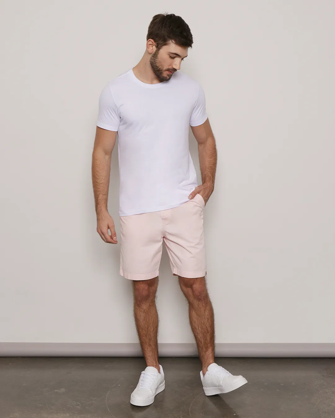 Bermuda Sarja Masculina Reta com Bolsos Cordão Rosa