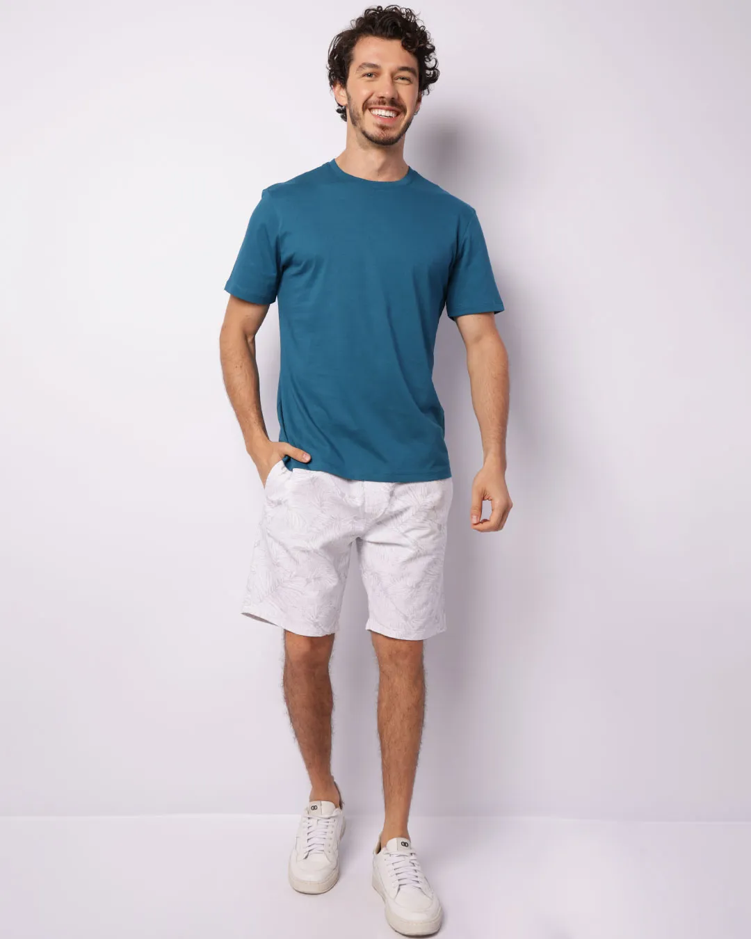 Bermuda Sarja Masculina Reta Estampada Com Bolsos Branca