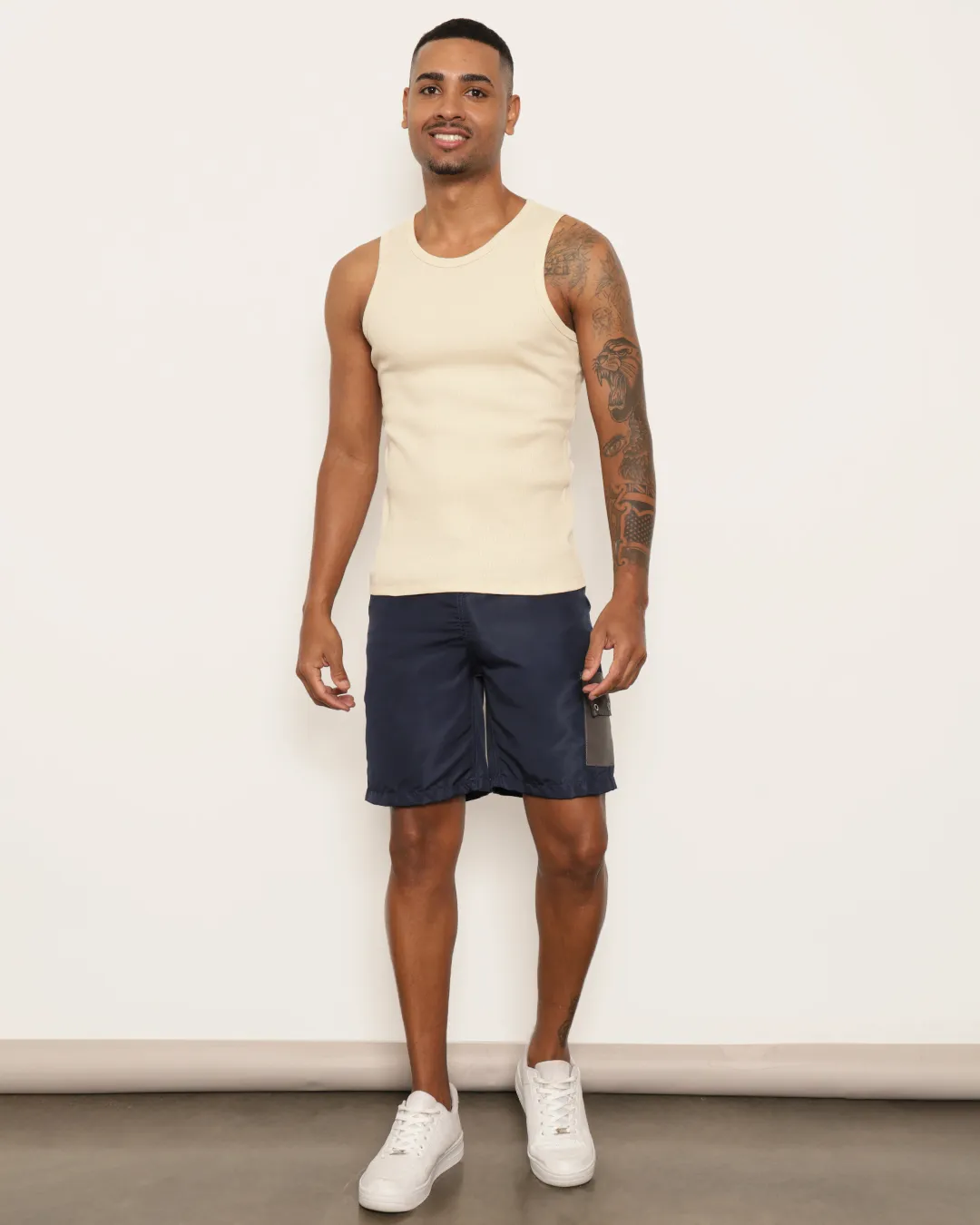 Bermuda Masculina Bolso Cargo Com Cordão Marinho