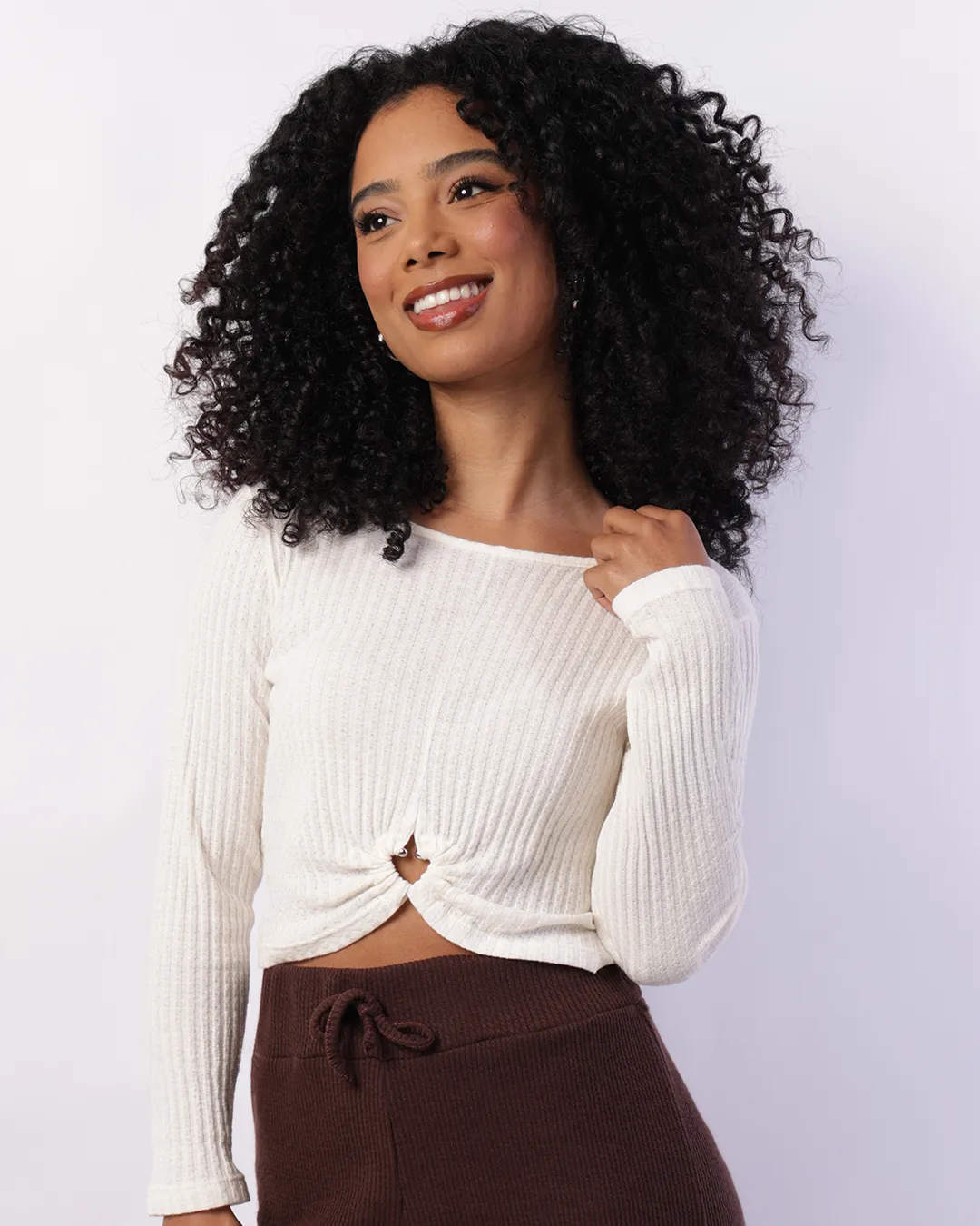 Blusa Feminina Cropped Texturizada Metal Vazado Off White