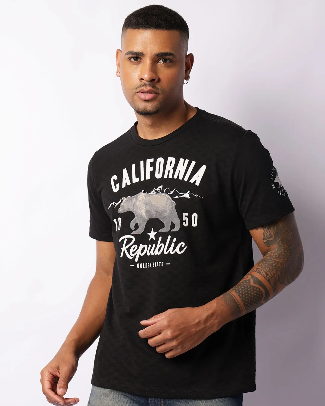 Camiseta Masculina Texturizada Estampa Califórnia Manga Curta Preta