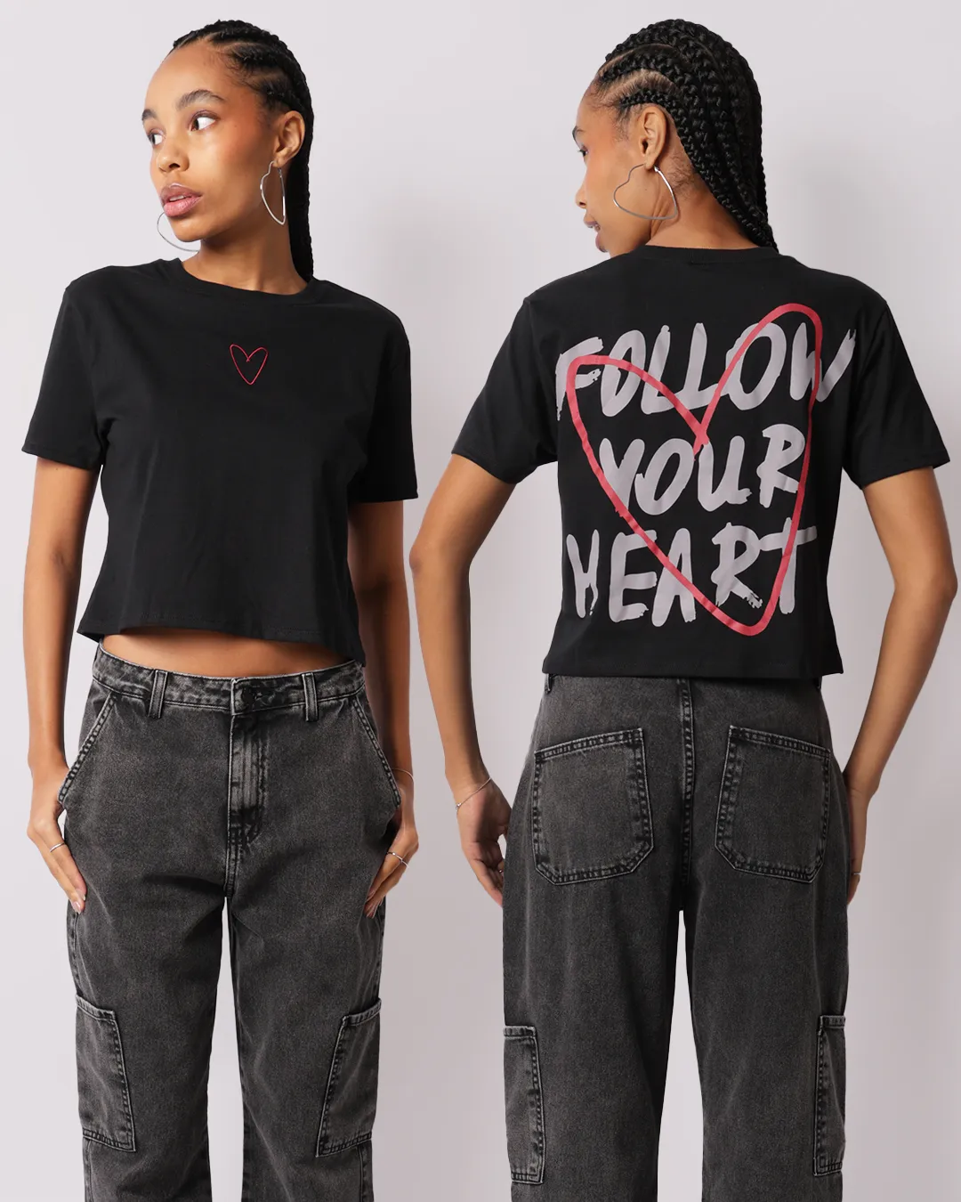 Camiseta Feminina Cropped Bordado Coração Preta