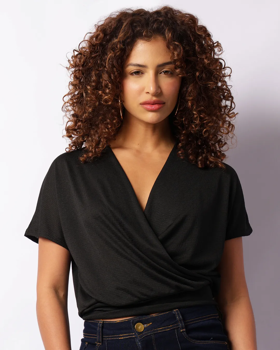 Blusa Feminina Manga Curta Cropped Texturizada Translucida Preta