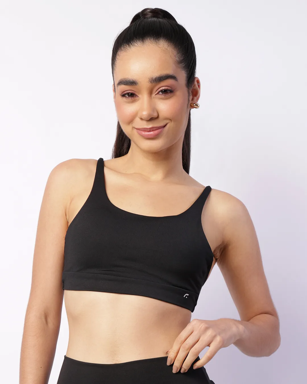 Top Fitness Feminino Fitter Bojo Removível Decote Costas Preto
