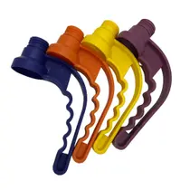 Kit 3 Alça Pegadora Suporte Para Garrafa Pet De 1,5 Litros A 3 Litros - CELUZPLASTMAR